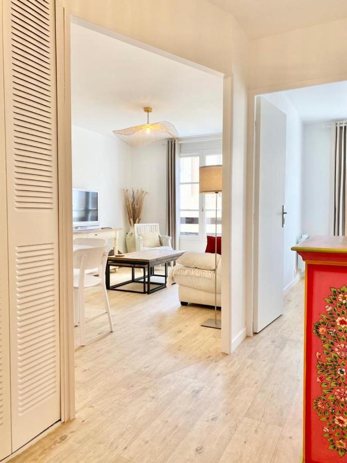 Appartement Elegant Avec Vue Sur Le Port Saint-Martin-de-Ré Buitenkant foto